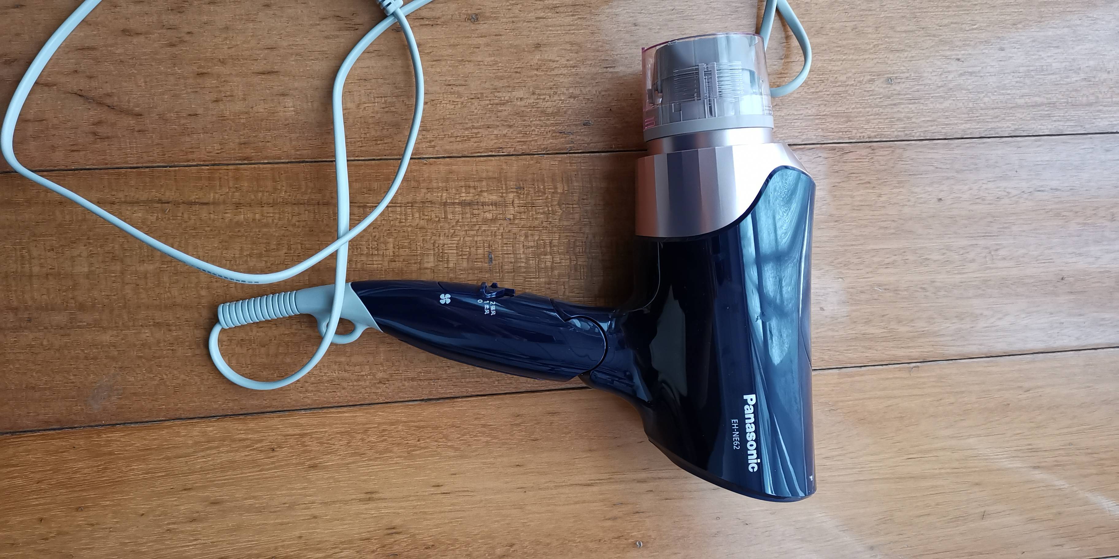 松下(panasonic)吹风机 eh-ne62松下吹风机矿物质负离子恒温家用1700