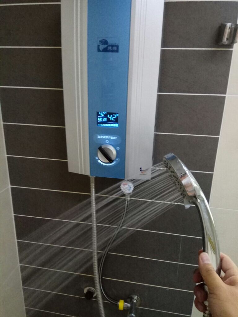 德国lionex捷狮原装进口即热式电热水器家用小型速热恒温快速洗澡智能