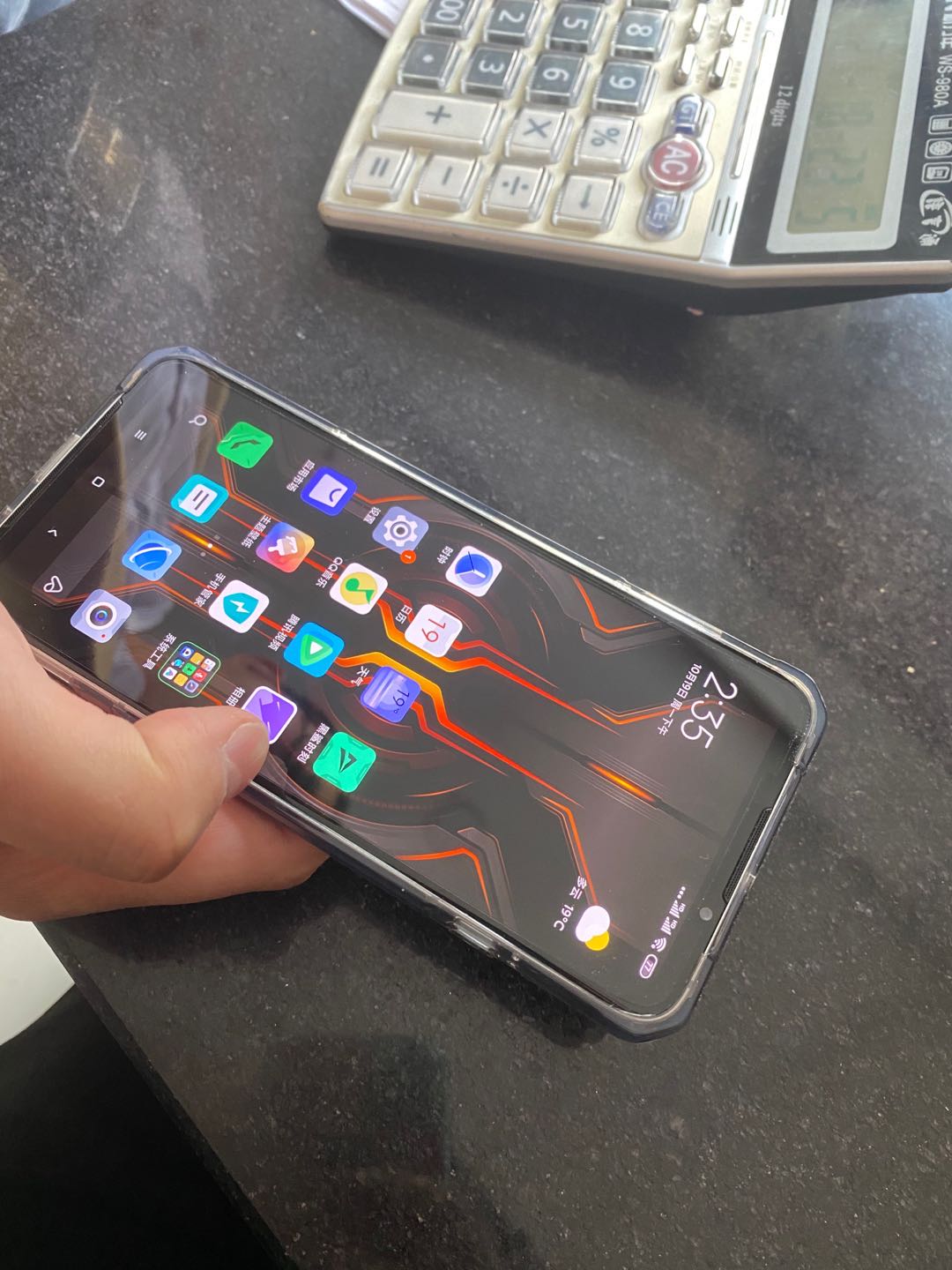 腾讯黑鲨游戏手机3 8gb 128gb 铠甲灰 骁龙865 270hz触控采样率 游戏