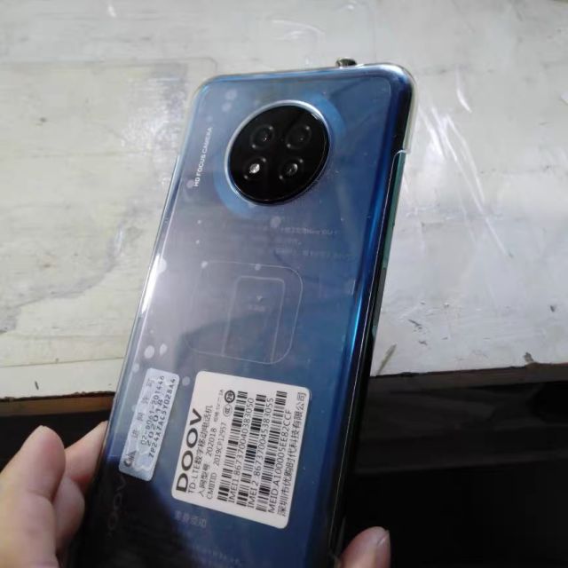 朵唯(doov)m30智能手机 八核水滴全面屏拍照游戏手机全网通4g双卡双待