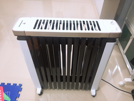 美的取暖器ny2212-18ew/18c电暖器烤火炉油汀12片大面积散热 2200w大