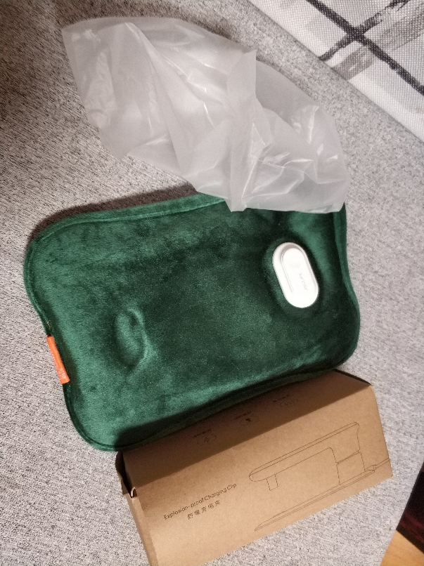 几素热水袋充电式暖手宝女便携式毛绒暖宝宝防爆暖腰暖肚子床上用轻奢