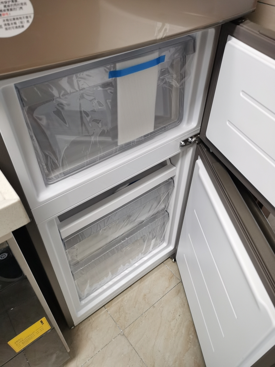 haier/海尔 216升三门冰箱小型家用 三开门电冰箱冷藏冷冻 节能静音