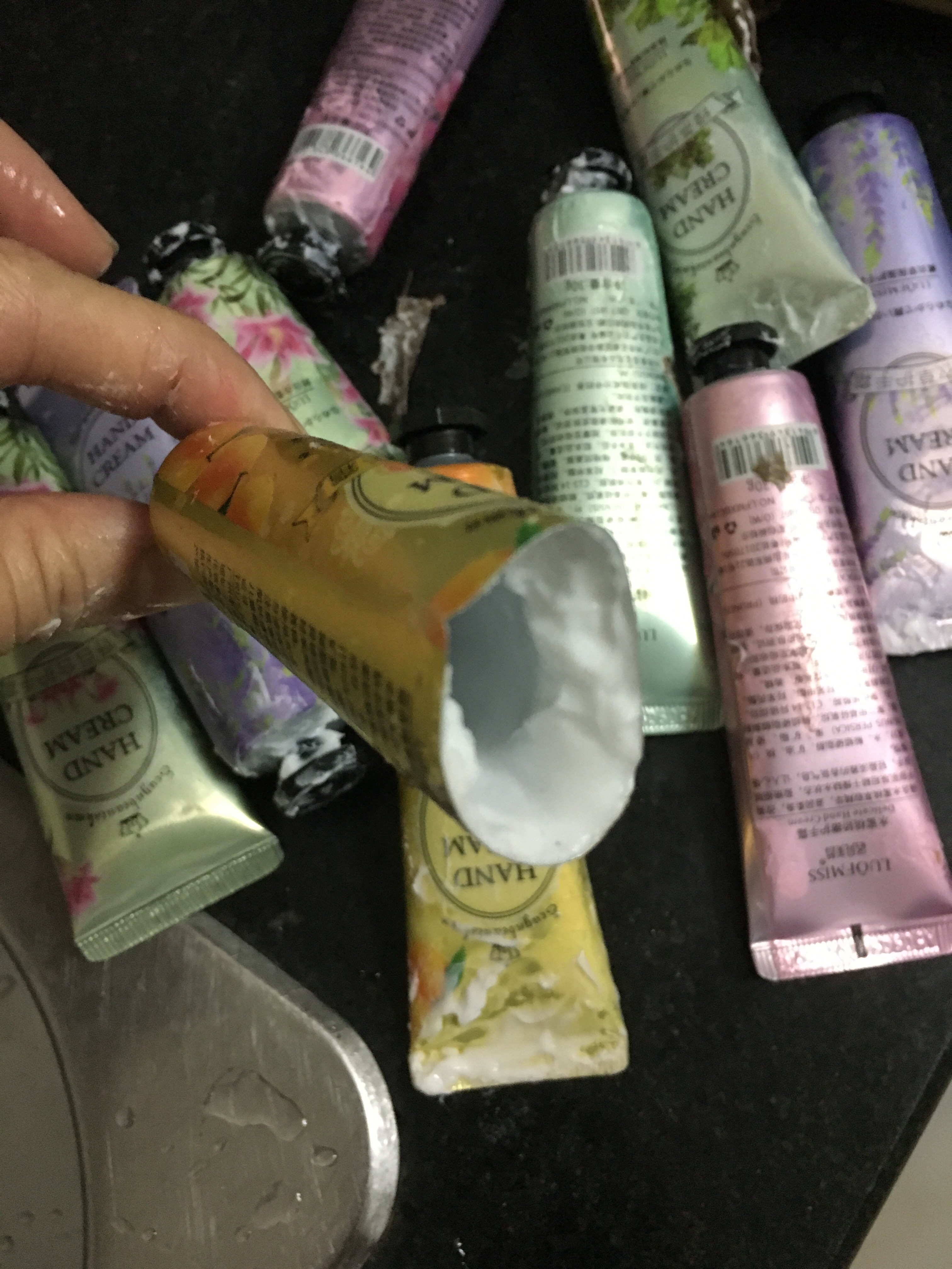 [10支装]金妮雅花果香护手霜 果香补水保湿滋润不油腻秋冬护手30g/支晒单图