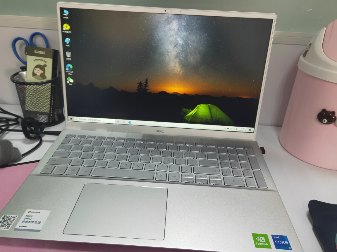 戴尔(dell)灵越5502 urban15.