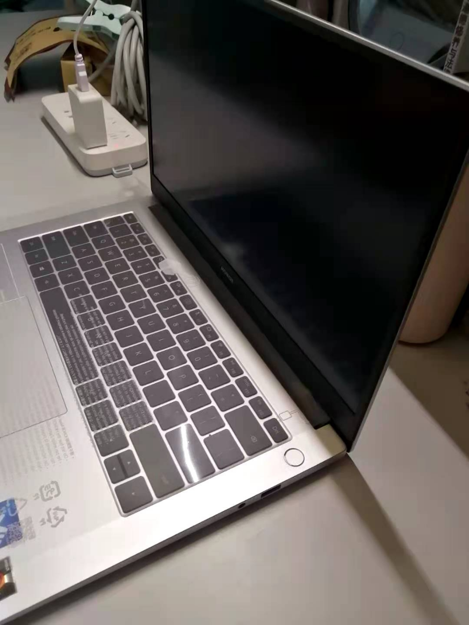 华为荣耀笔记本电脑magicbook 14英寸2020款轻薄本家用商务高清屏预装