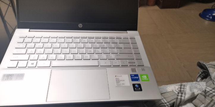 蔡徐坤代言 惠普(hp)星14-dv0005tx 14.