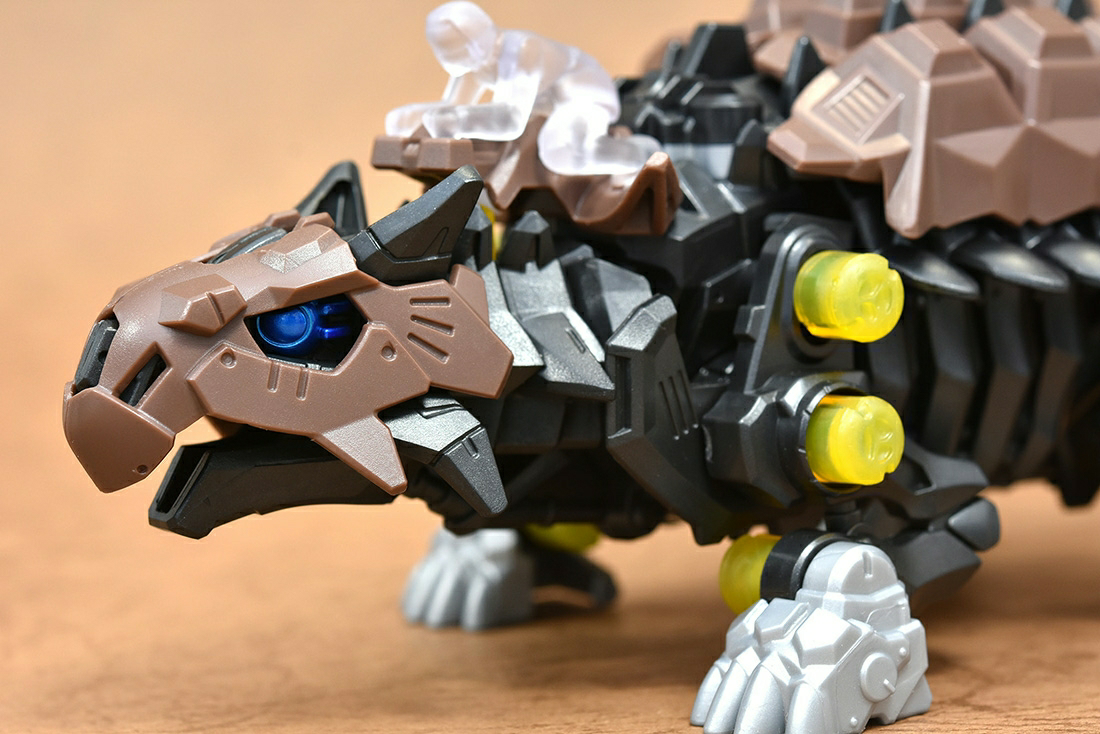 多美卡(takara tomy)zoids索斯兽机械兽zw21背甲龙电动拼装可动模型