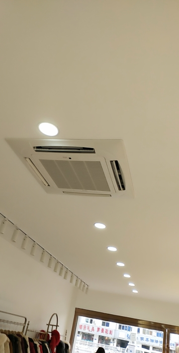 嵌入式中央空调