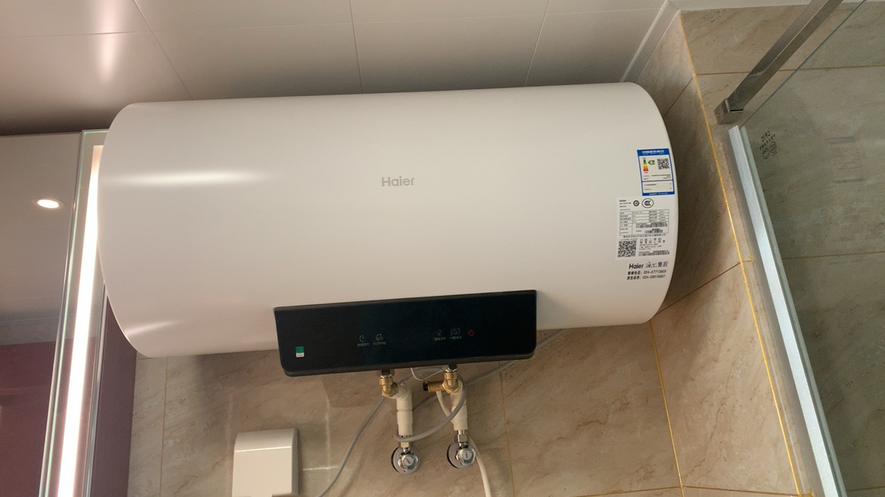 电热水器储水恒温