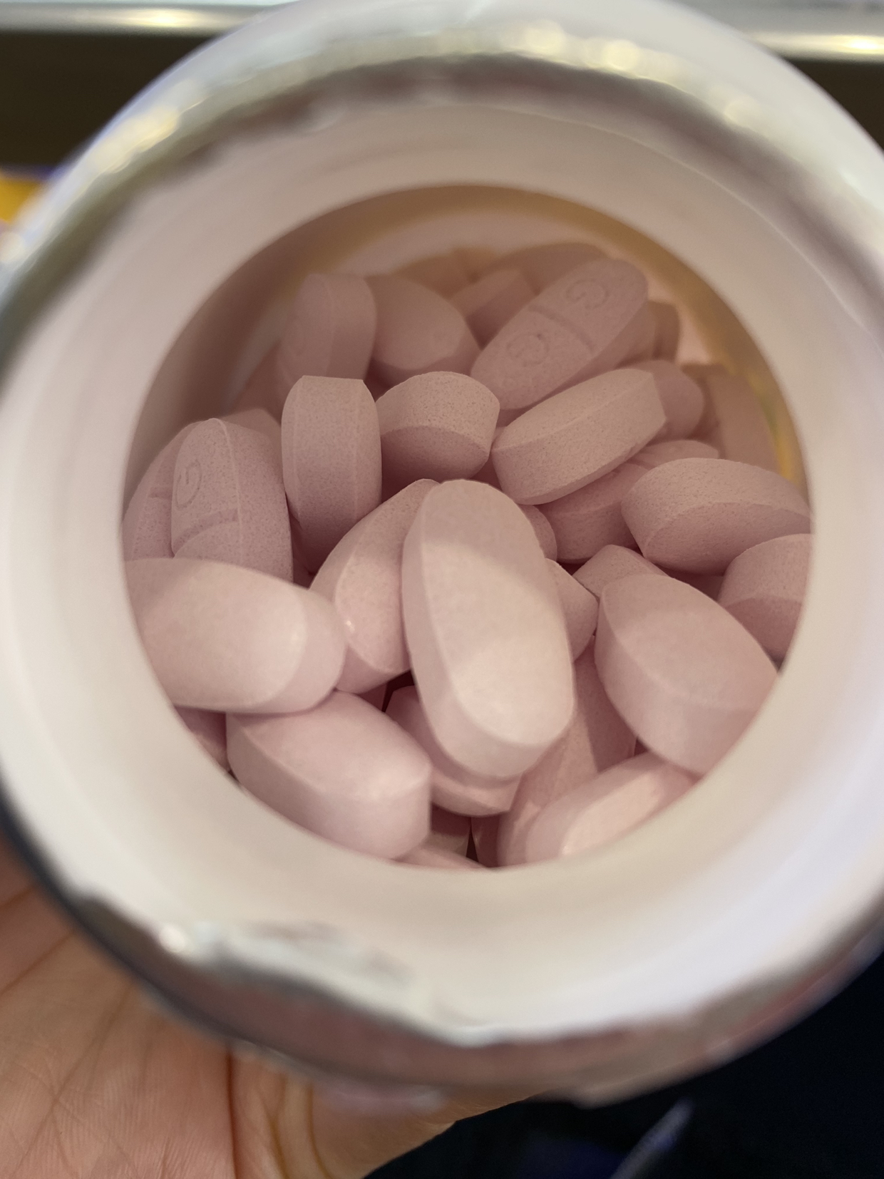 哈药新盖中盖牌高钙片中老年碳酸钙维d钙片110片*2瓶老年人骨质疏松