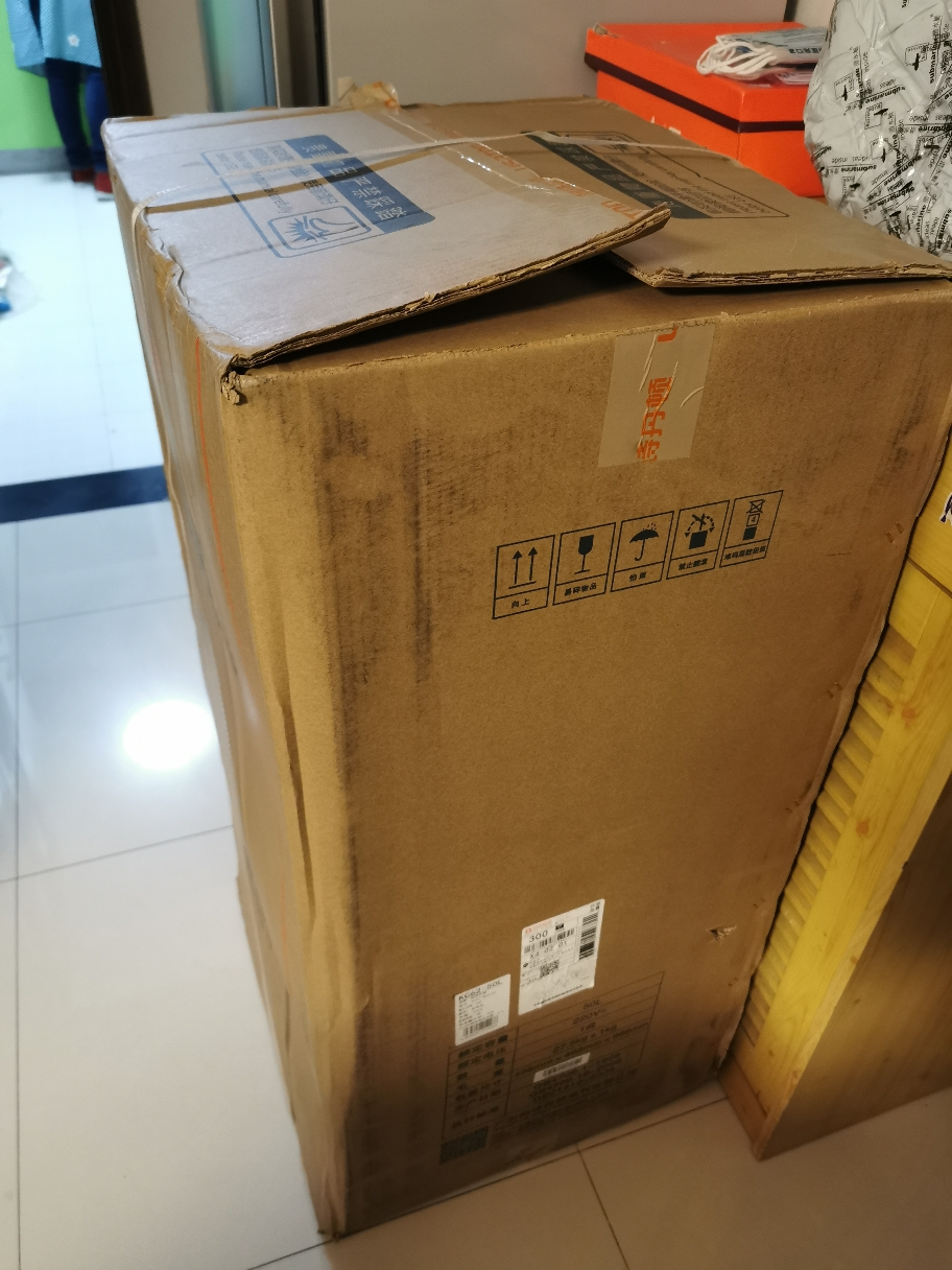 USATON/阿诗丹顿 电热水器储水式即热式电热水器50L大容量2000W一级能效漏电保护横竖落地随意装3年保修KC62晒单图