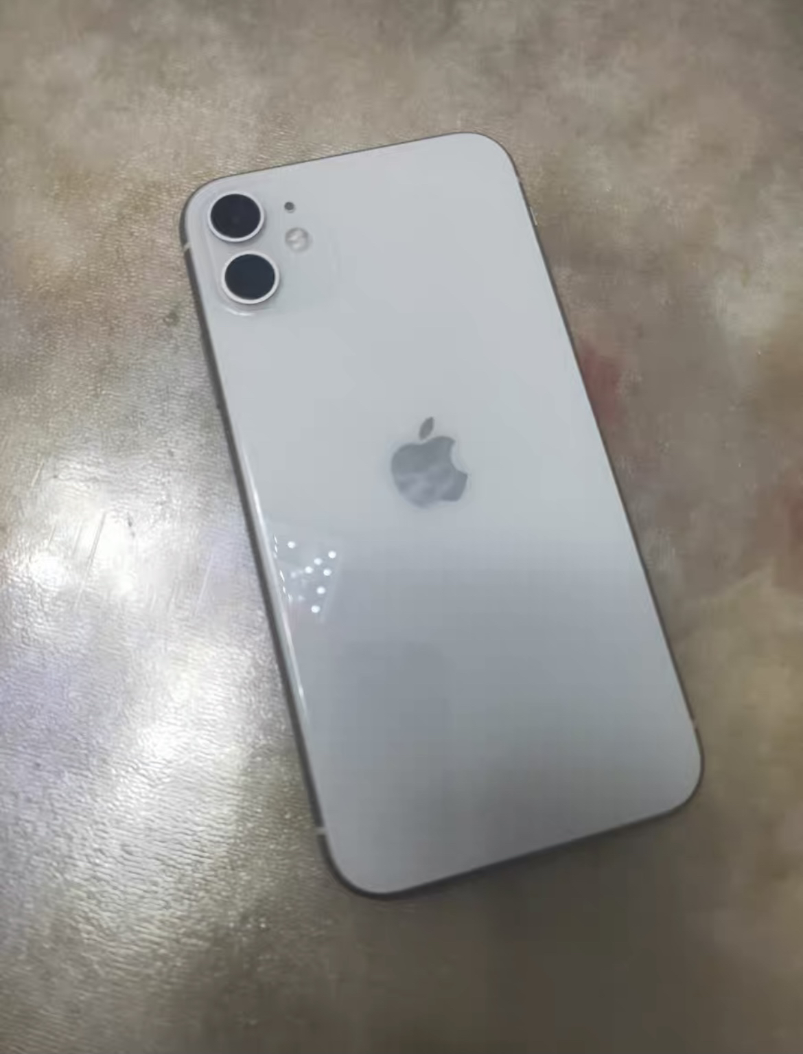 双卡双待 移动联通电信全网通4g手机(不含电源适配器和耳机) iphone11