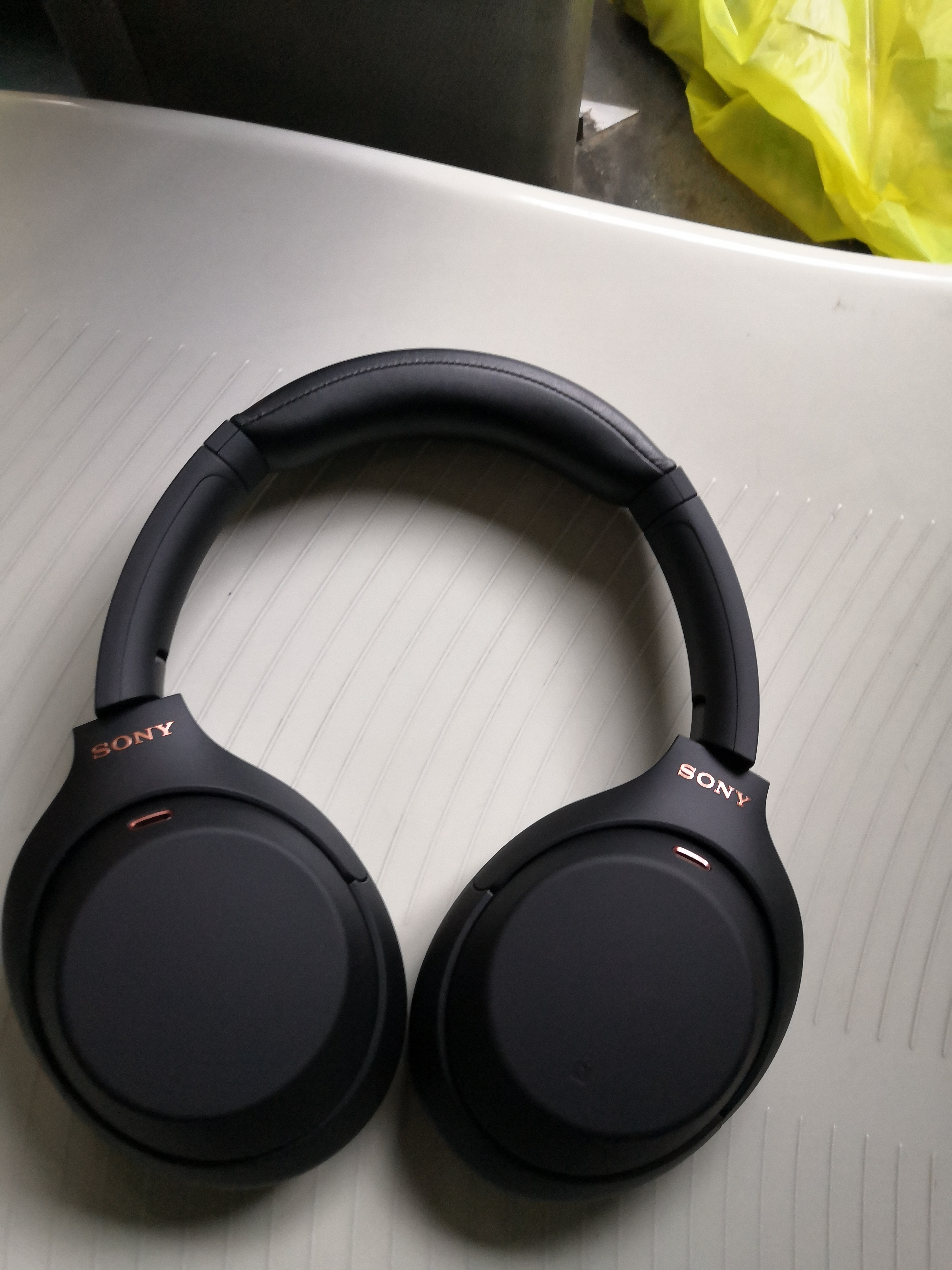 索尼(sony)wh-1000xm4 高解析度无线蓝牙降噪 头戴式耳机 无线降噪