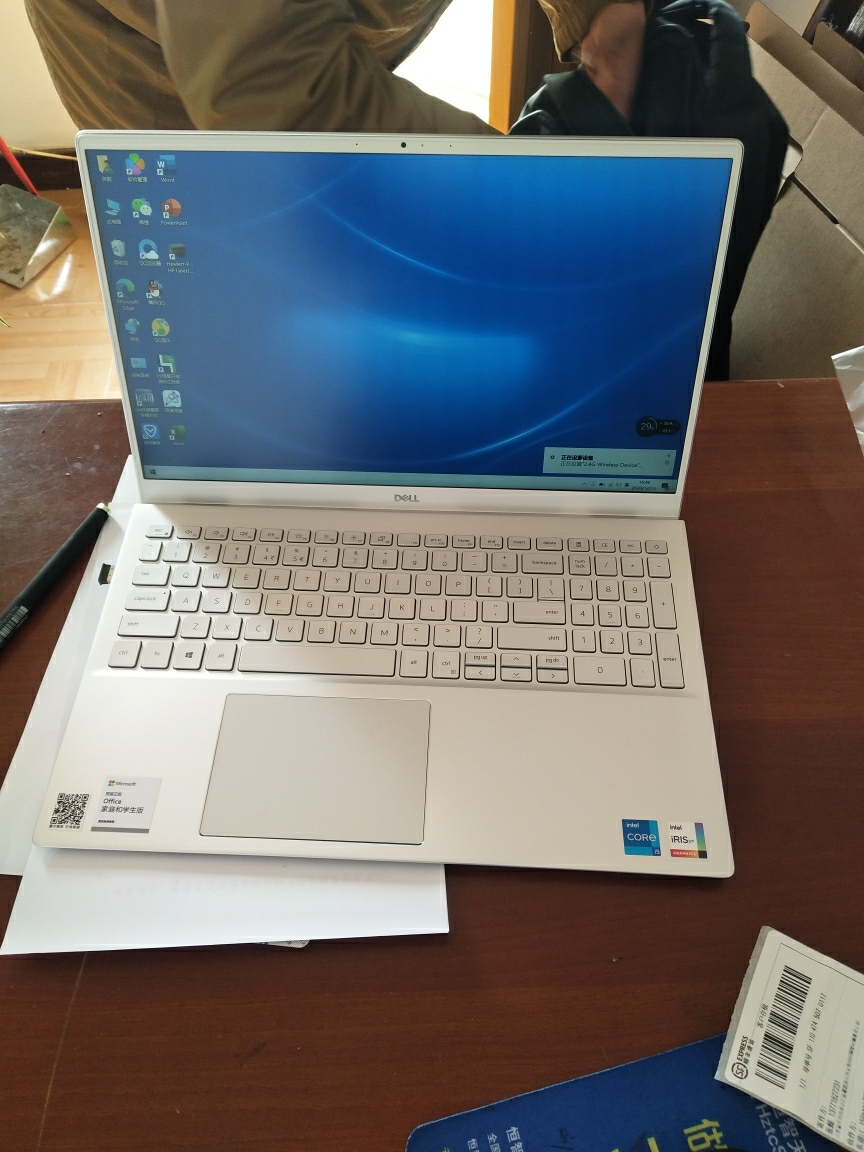 戴尔(dell)灵越5000-5502 15.