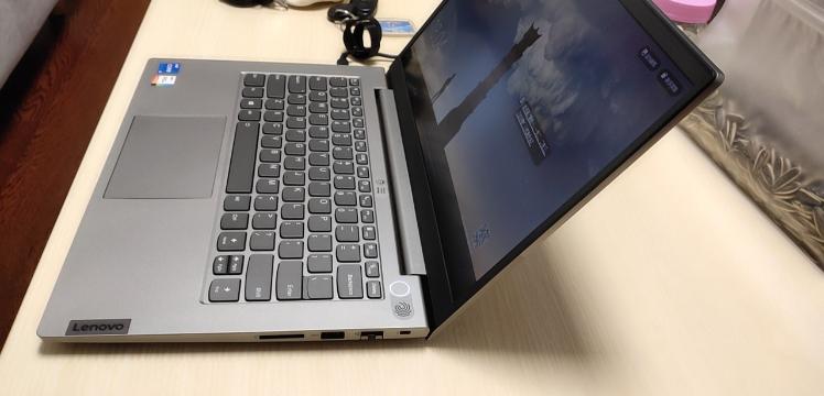 thinkpad联想thinkbook 14 07cd 2021款 14英寸轻薄笔记本电脑(十一代