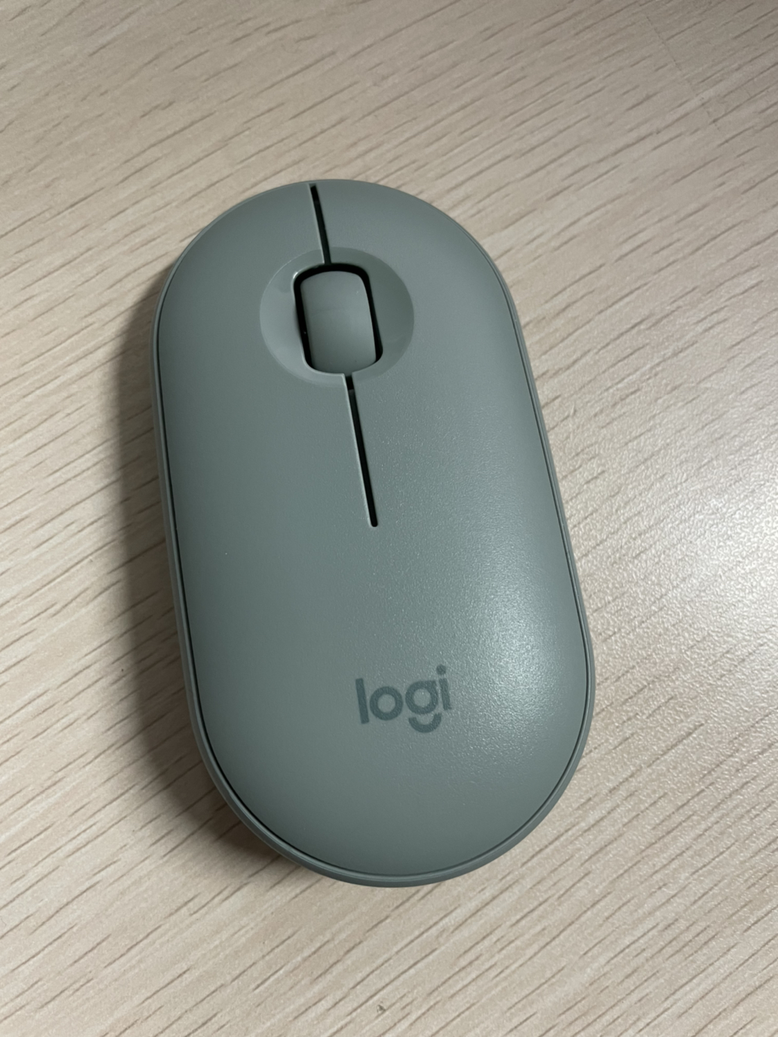 罗技(logitech) pebble 鹅卵石轻薄型无线蓝牙静音鼠标光电蓝牙台式机