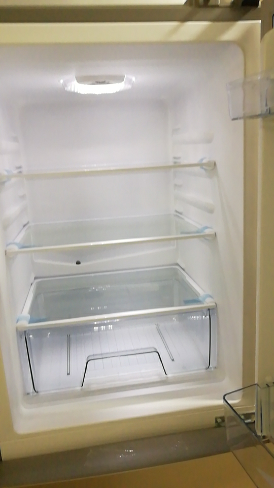 【品牌自营】美的(midea)冰箱三门213升节能静音中门大抽屉低温补偿