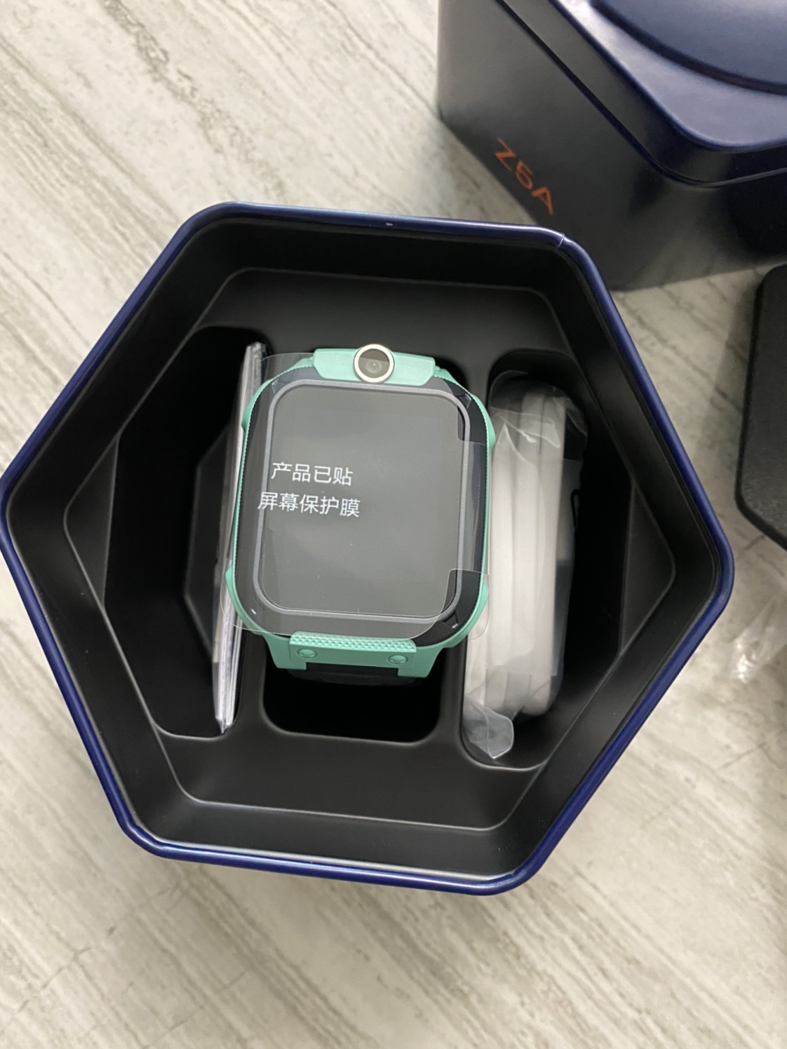 小天才电话手表 z5a绿色 儿童智能防水gps定位4g全网通视频手表晒单图