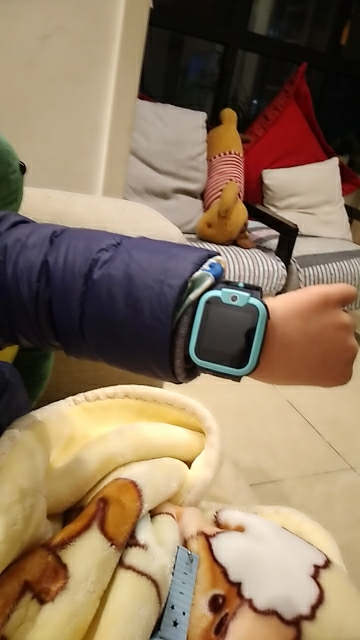 小天才儿童电话手表q1a若竹绿 彩色表带版 长续航防水gps定位智能手表