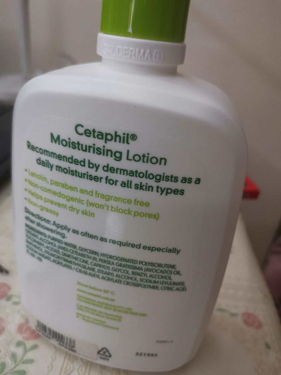 孕期可以用丝塔芙身体乳吗(孕期可以用丝塔芙身体乳吗女性)