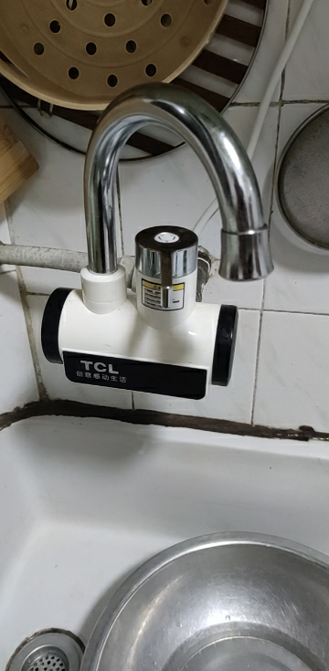 tcl即热式电热水龙头 家用即热式冷热两用电加热水龙头 大屏温度显示