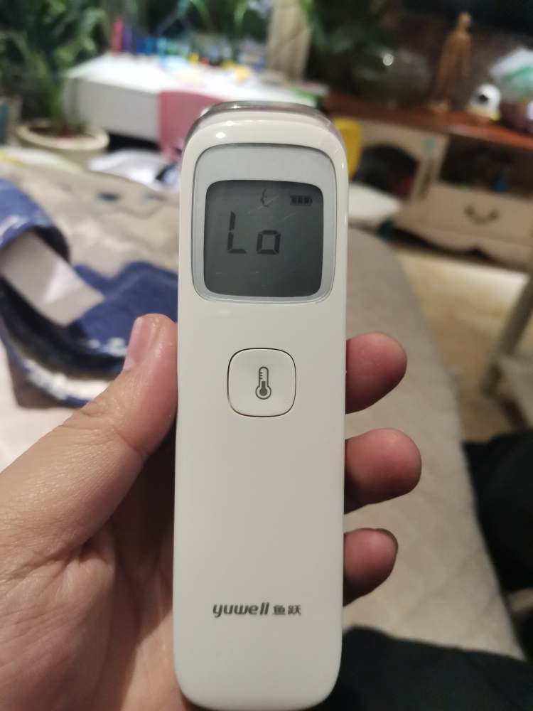 鱼跃yuwell额温枪yhw-2家用方便儿童通用额头婴幼儿通用1测温仪电子