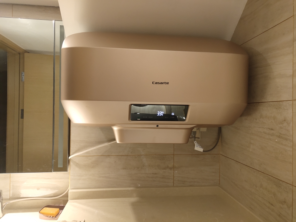 haier/海尔 卡萨帝80升电热水器cec-80max3(u1)七星级净水浴 金刚无缝