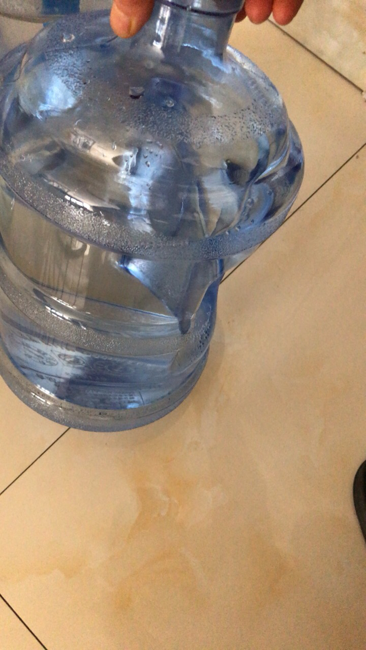 纯净水桶矿泉水饮水机桶小型加厚pc桶装水桶手提家用饮用水桶带盖