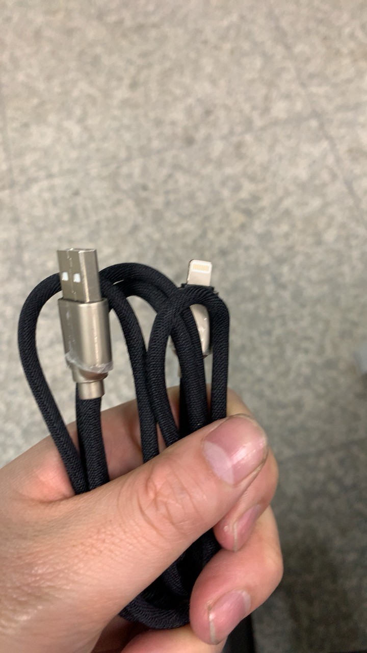 1a手机适用于充电器usb连接线200kg承重c11黑色1米晒单图