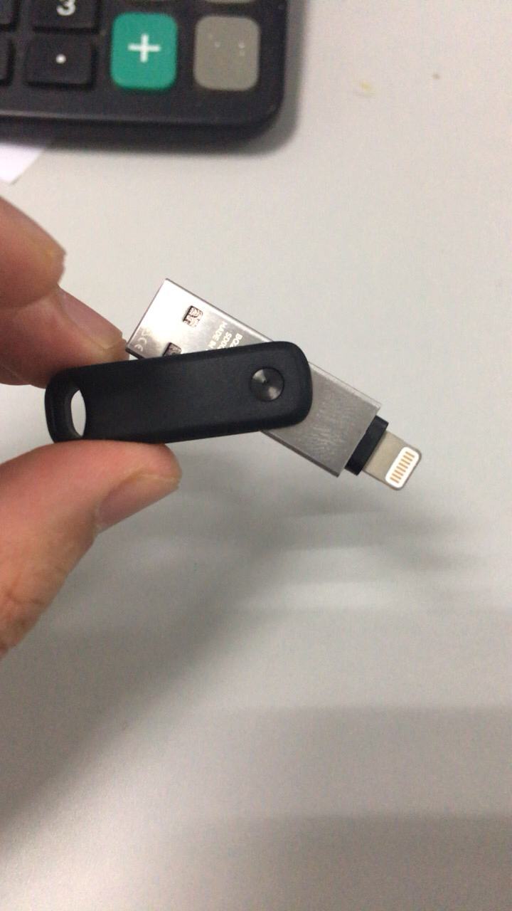 闪迪(sandisk)256gb苹果u盘 欢欣i享 iphone内存扩容机电脑两用usb3.