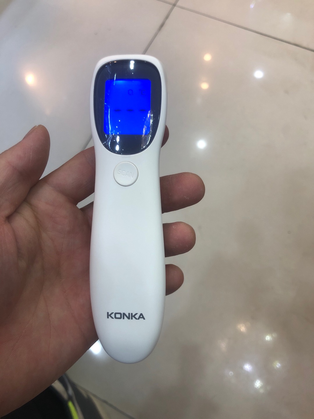 aet-r1a3精准红外测量额温枪耳温枪小孩医用婴儿儿童成人电子温度计