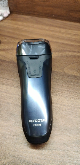 飞科(flyco)电动剃须刀fs808 (全身水洗智能充电显示男士充电式刮胡刀