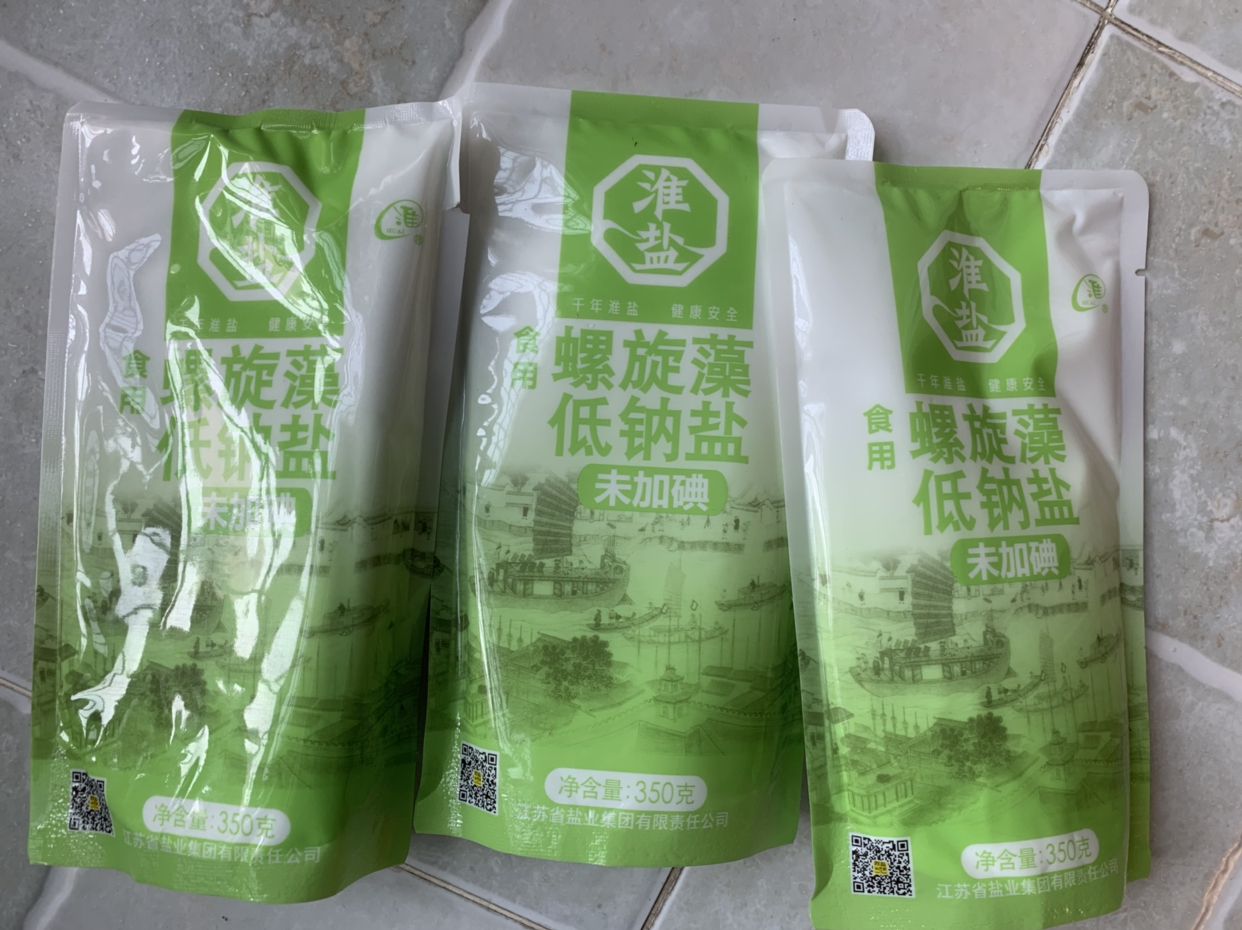 淮盐螺旋藻低钠盐食用盐350gx9袋无碘盐未加碘盐不含碘盐家用食盐晒单