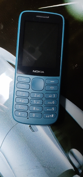 诺基亚 nokia 215 4g 移动联通电信三网4g 孤岛式按键 双卡双待 备用