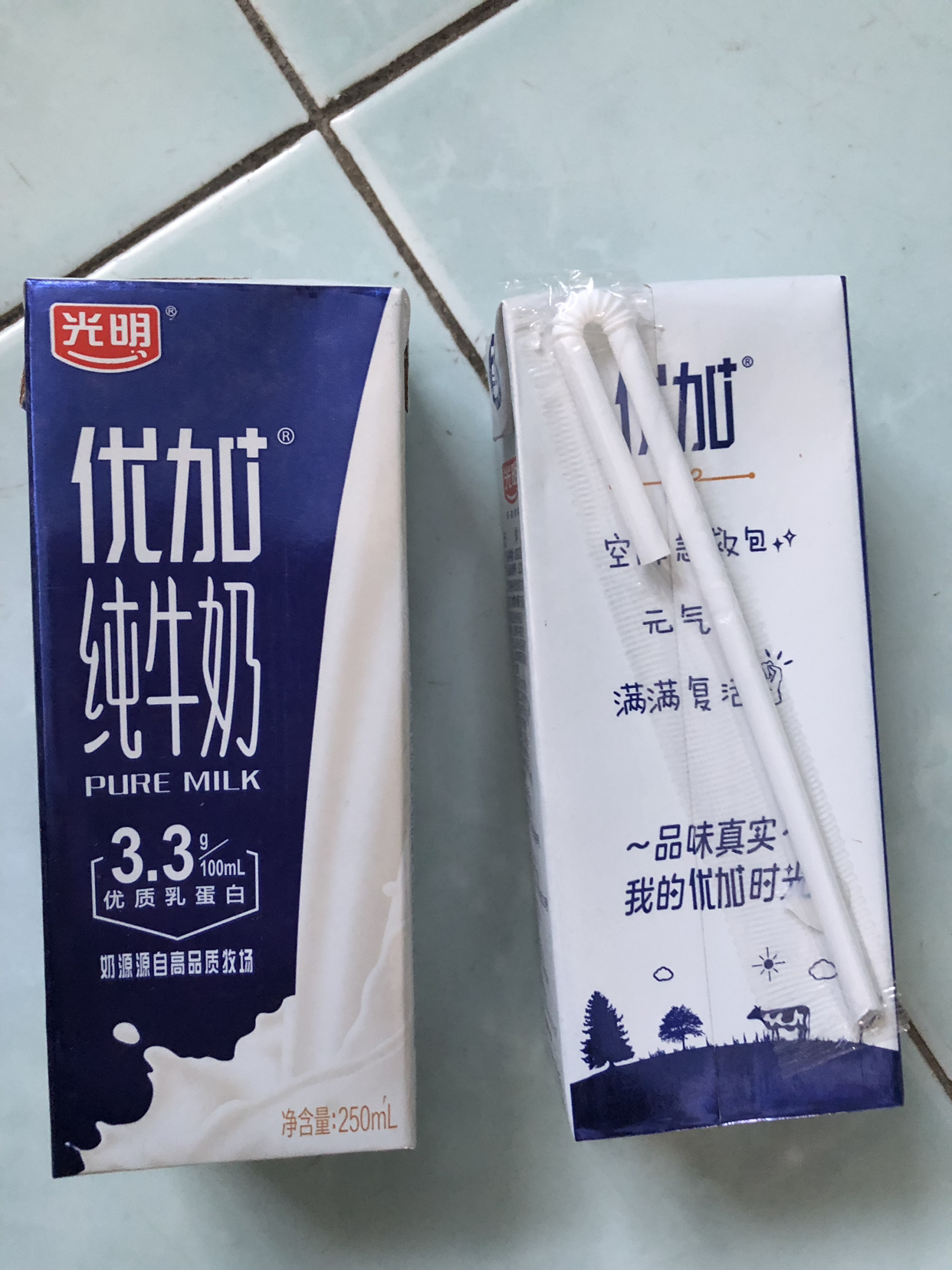 【苏宁易购超市】光明优 250ml利乐砖纯牛奶1*16晒单图