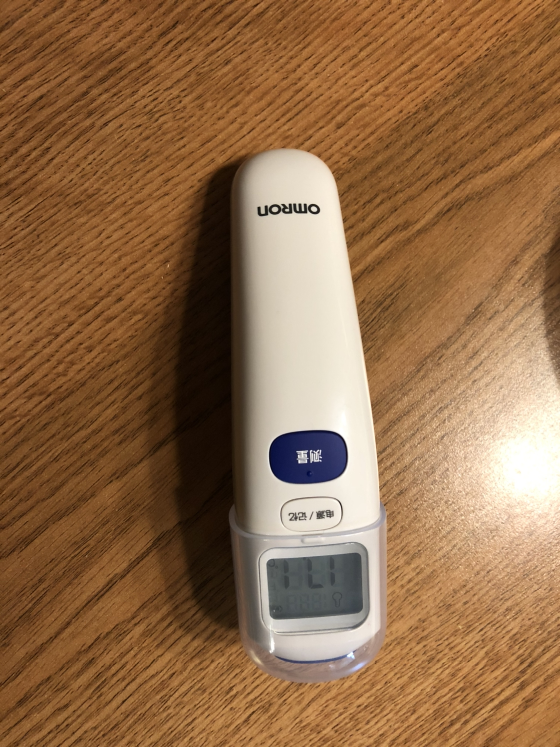 欧姆龙(omron)电子体温计 mc-872j 婴儿额温枪 儿童成人老人通用红外