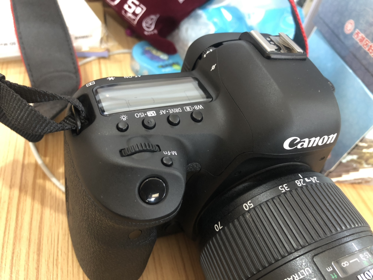 佳能eos 5d mark iv 全畫幅單反數碼相機 佳能5d4單機身曬單圖