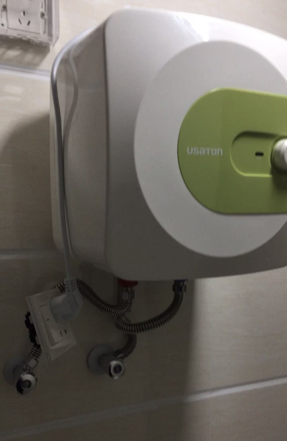 为何选择家用厨房小型电热水器
