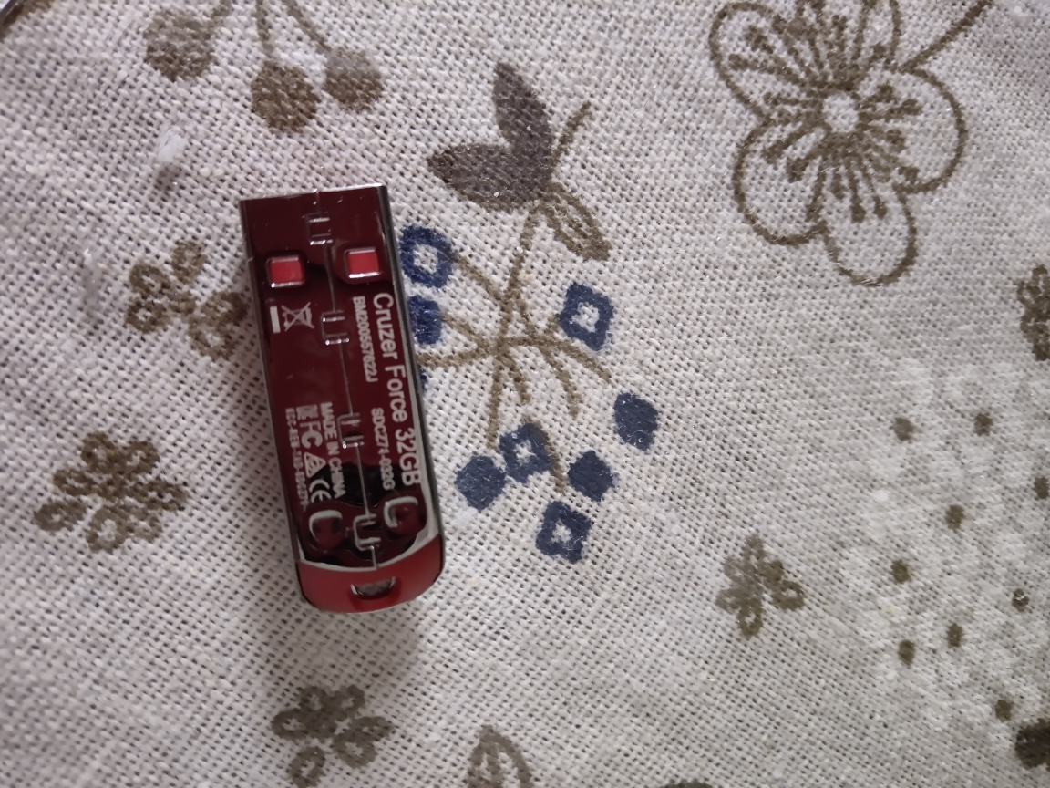 闪迪(sandisk)32gb u盘 酷晶 cz71 金属优盘 usb2.0 银色晒单图