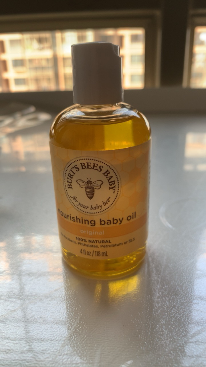 【效期21年9月】美国进口burtsbees(伯特小蜜蜂) 宝宝天然滋养按摩油