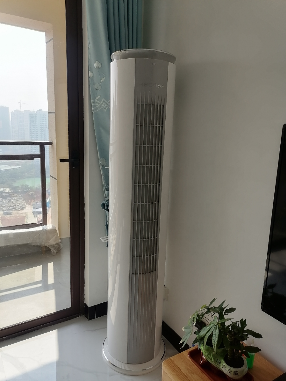 2匹 新一级能效 智能柔风变频节能静音 立式家用客厅落地圆柱柜机晒单