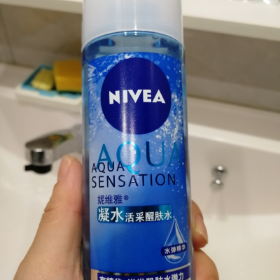 妮维雅(nivea)护肤水/爽肤水 妮维雅爽肤水 凝水活采醒肤水200ml 女士