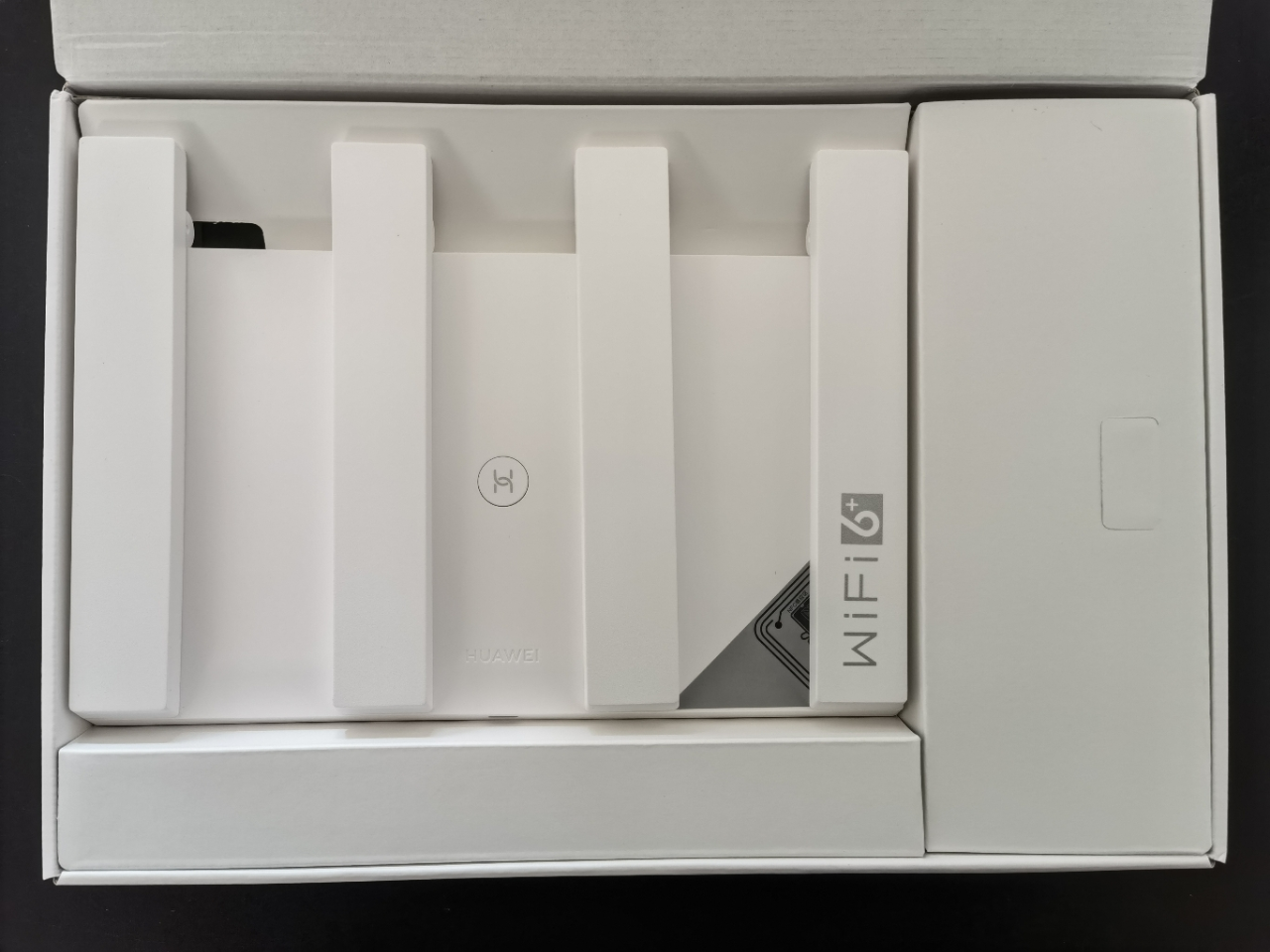 华为千兆路由器ax3pro四核wifi6全千兆端口家用无线wifi高速穿墙双频