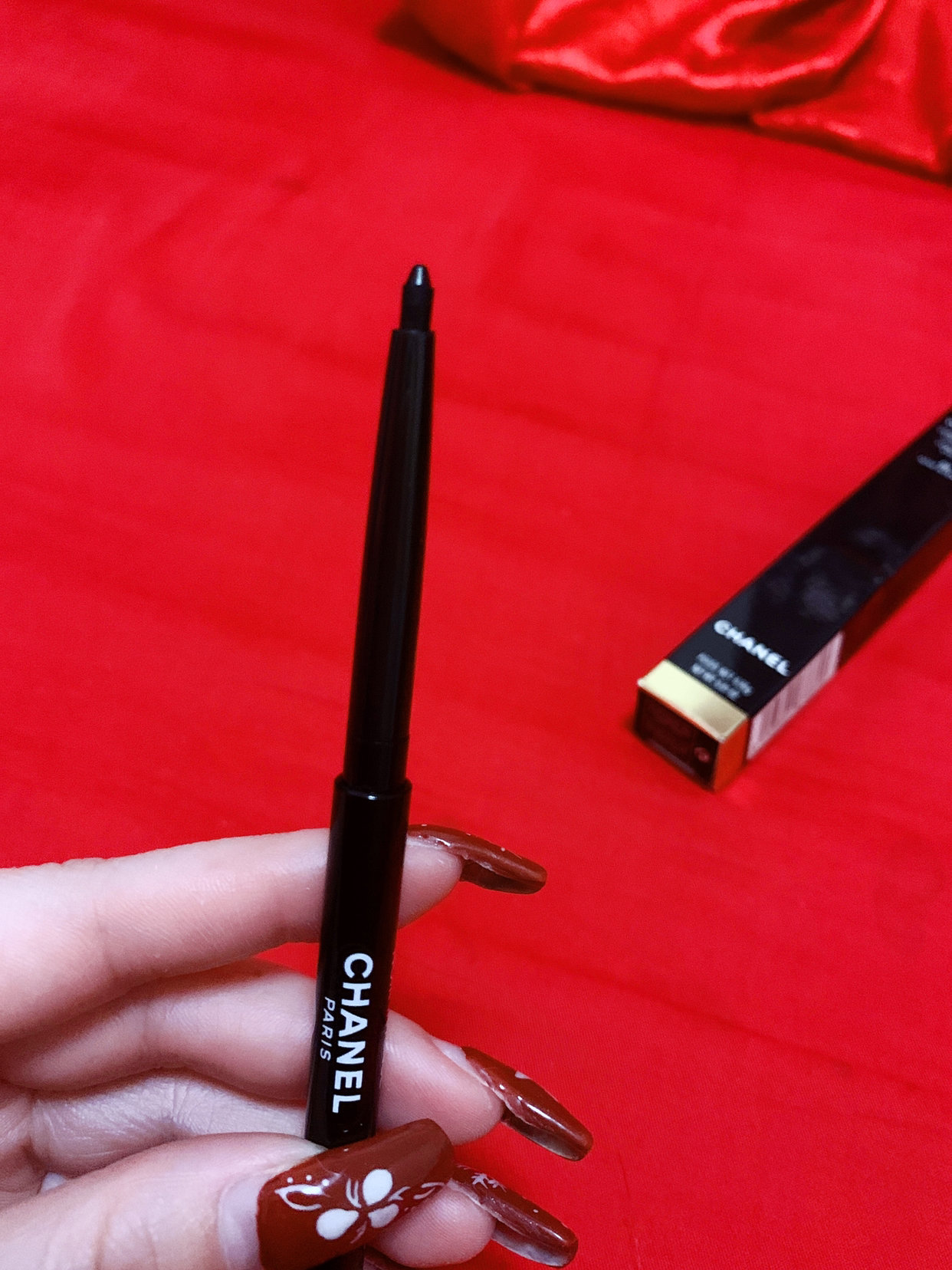 chanel香奈儿易画防水防晕染眼线笔0.3g 88号浓郁黑晒单图