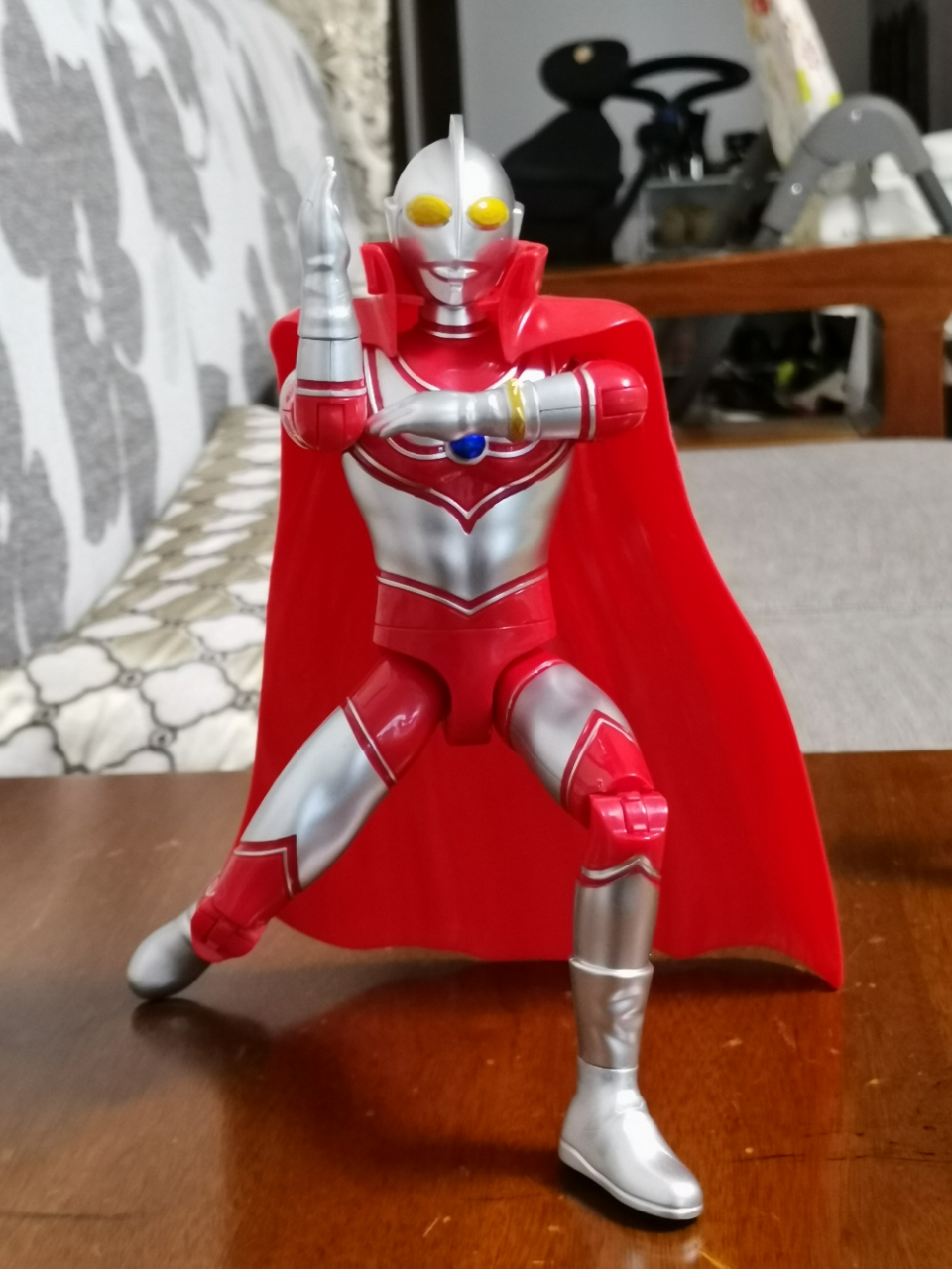 锦江-9寸披风公仔奥特曼系列ut5500b奥特曼杰克超人初代赛文泰罗男孩