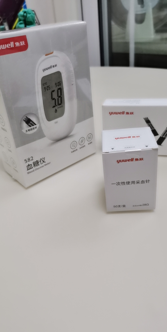 鱼跃(YUWELL)血糖仪582套装 家用智能全自动全程免调码虹吸式采血糖尿病测血糖测试仪(赠50片试纸+50支采血针)晒单图