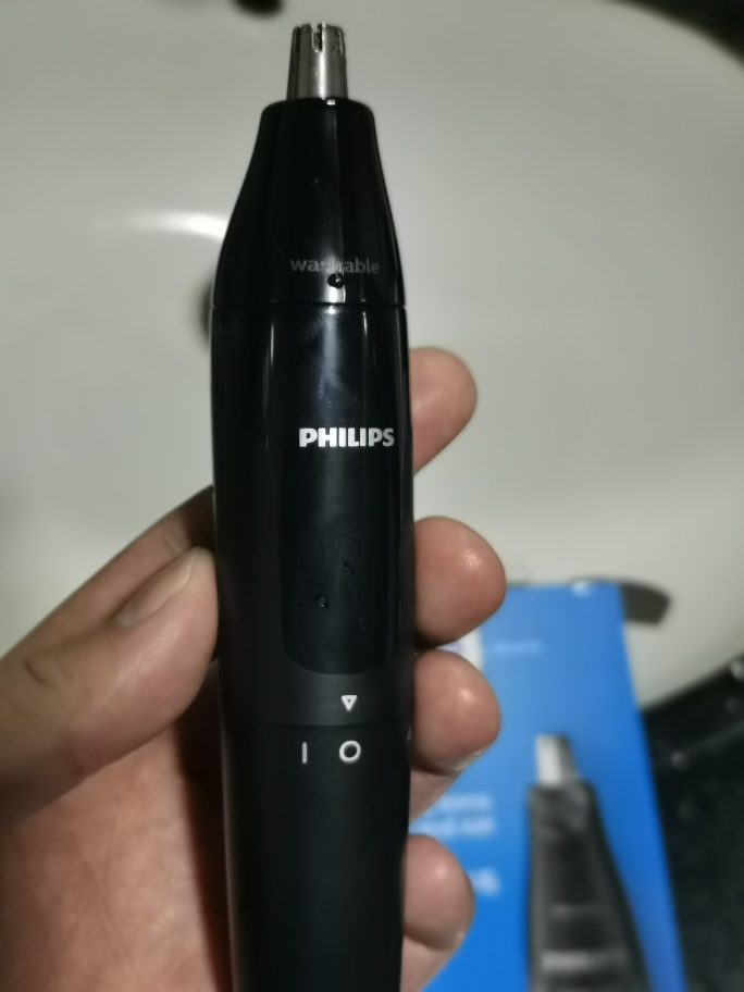 飞利浦(philips) 鼻毛修剪器 男士电动修鼻毛清理器刮剪鼻毛神器剃