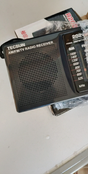 [赠四节干电池]德生收音机r-202t老年人新款迷你小型便携式学生校园