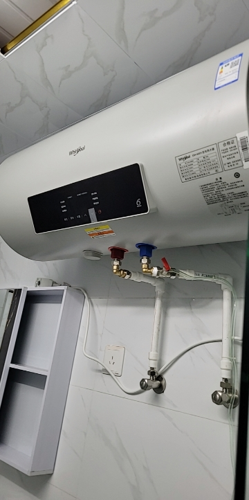 whirlpool/惠而浦电热水器esh-60eh 60升 3000w 触控电子式 速热节能